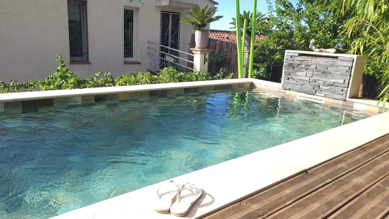 Logement De Charme Avec Piscine Et Jacuzzi Carnoules  エクステリア 写真